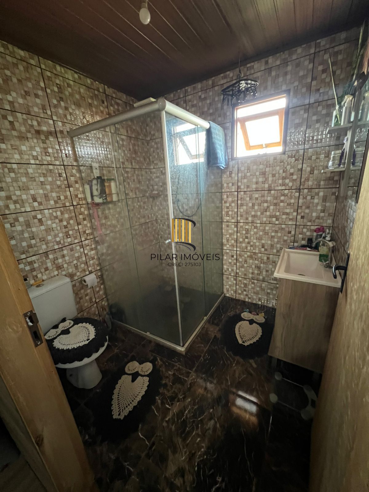 Belíssima Casa no bairro Restinga 2 Dormitórios sendo um uma suite