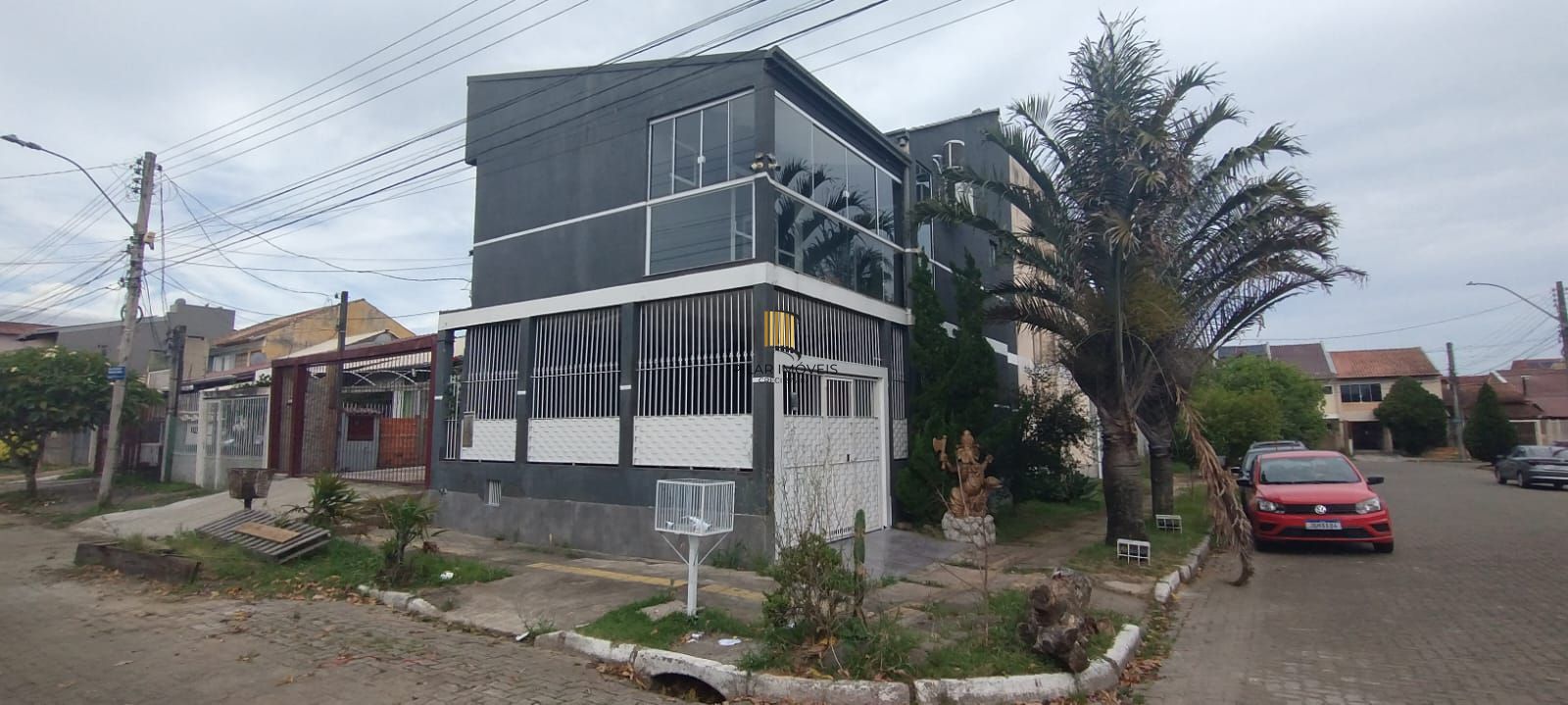 Sobrado no bairro Hípica - 2 dormitórios