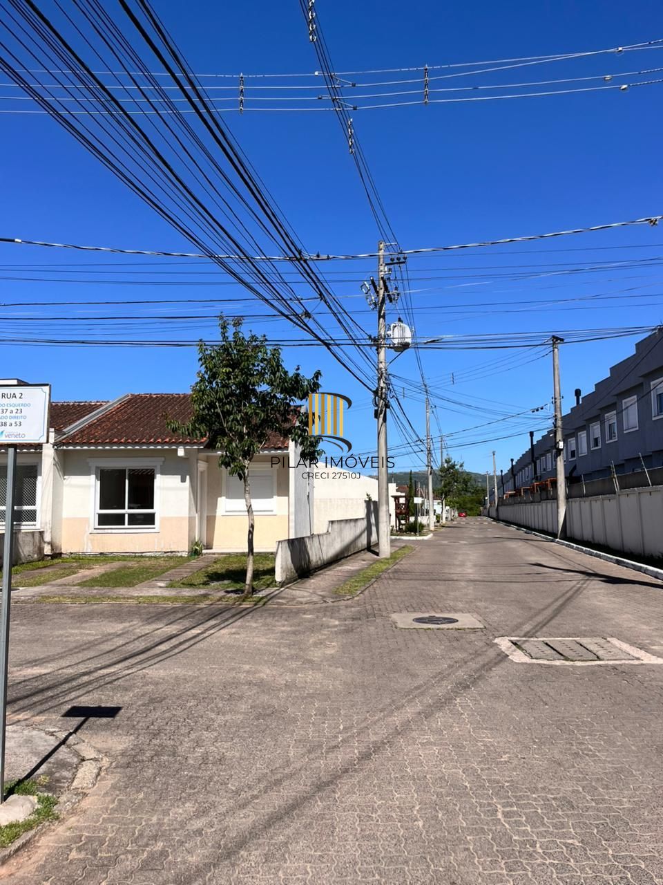 casa de condominio - 2 Dormitórios com suite Americana - Pilar Imóveis