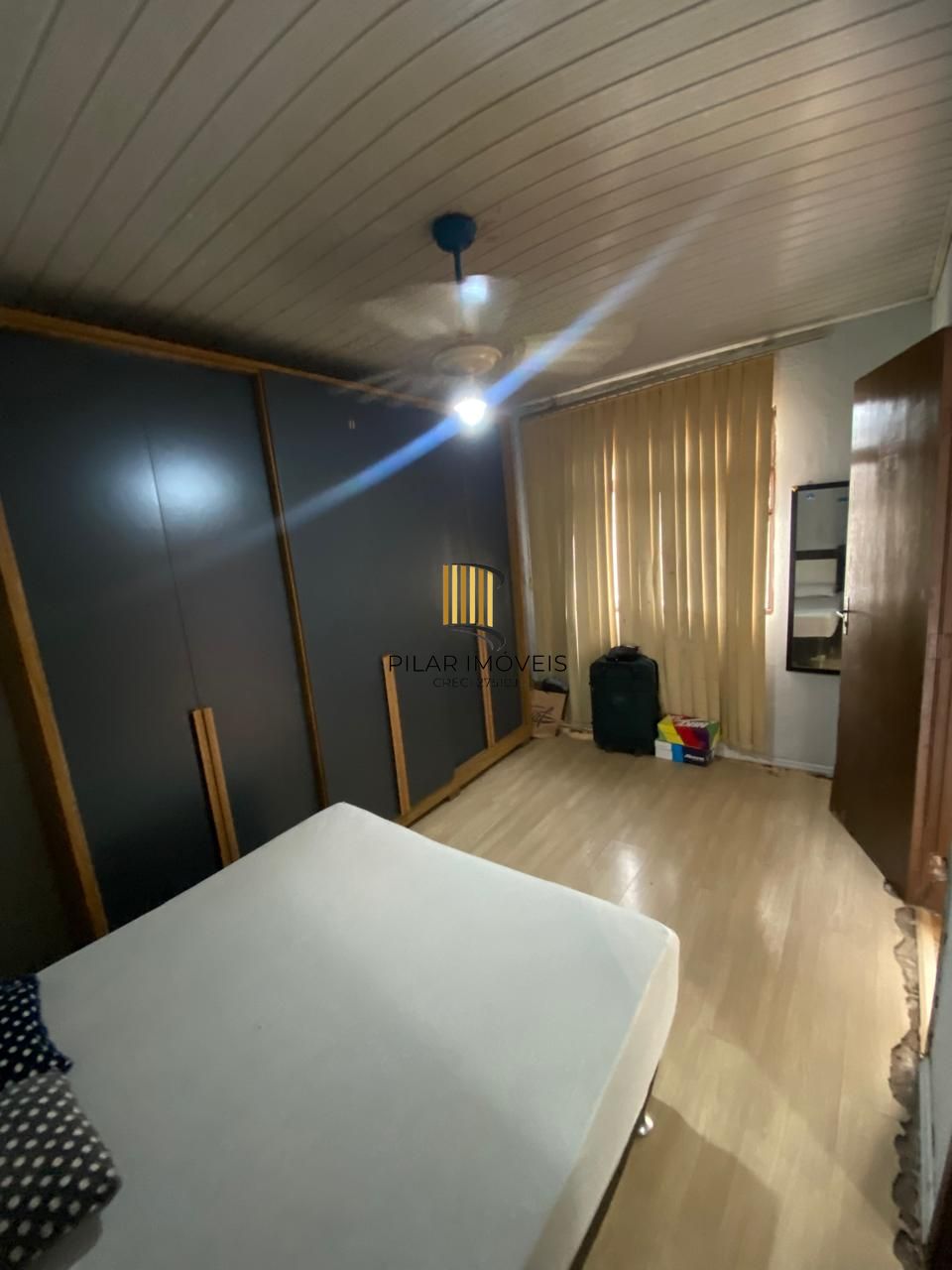 Ótima casa no bairro restinga de 4 dormitórios