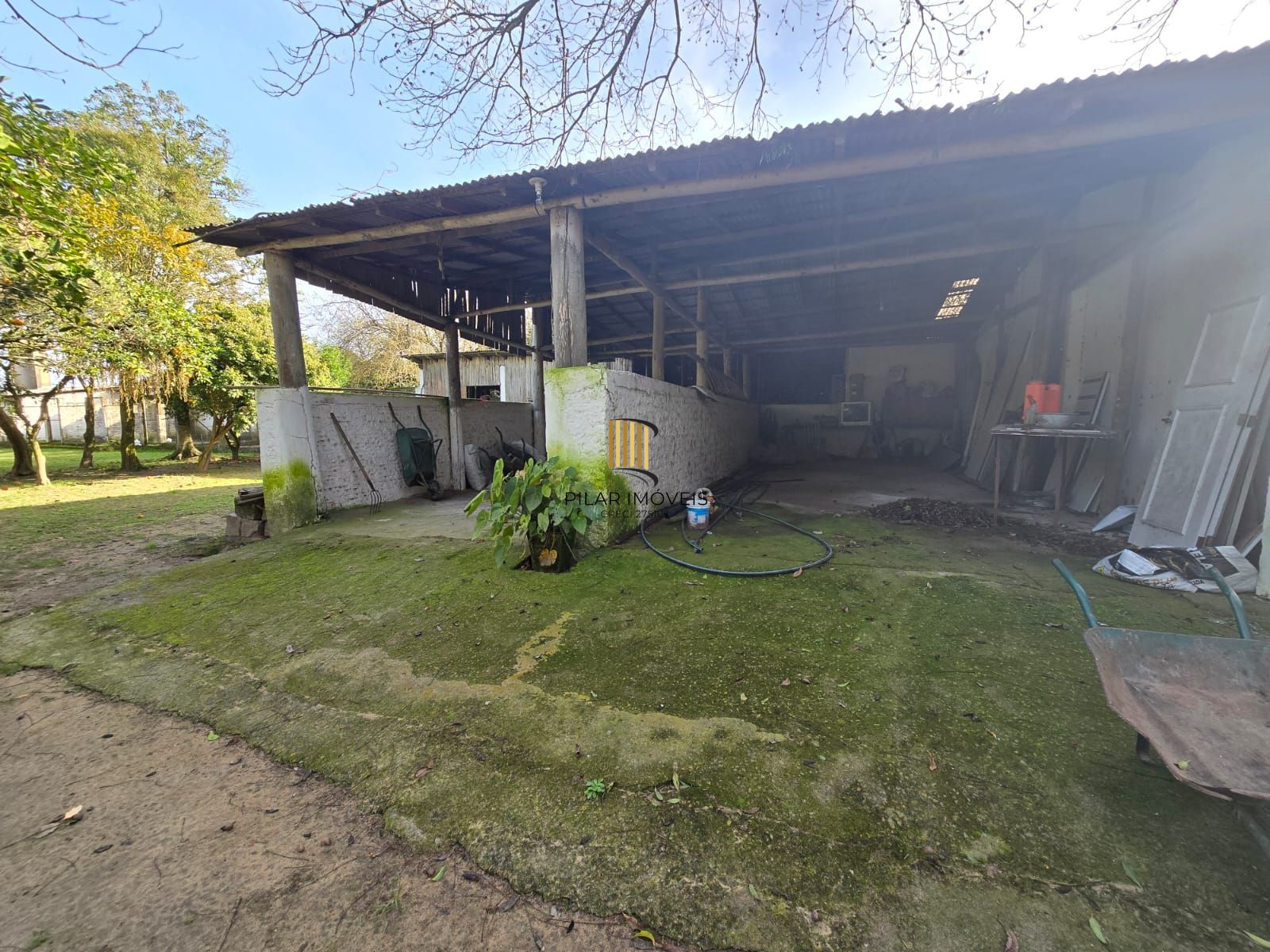 Sitio na Restinga com 2 casas e ótima oportunidade para investimento