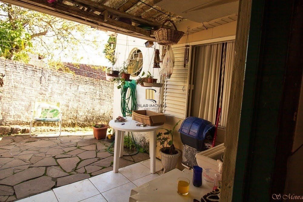 Casa no Bairro Tristeza - 3 dormitórios