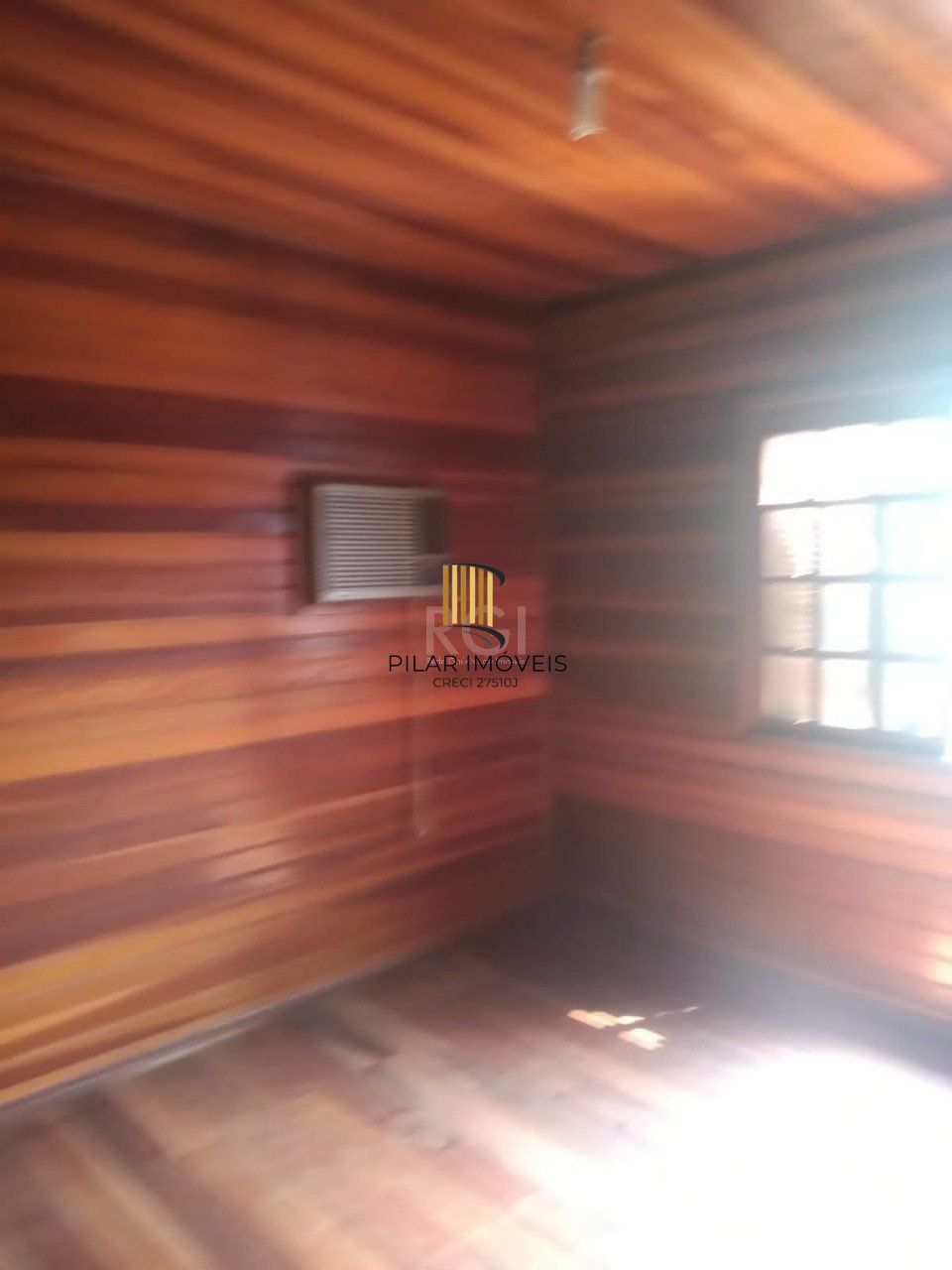 Casa 4 dormitórios no bairro Vila Nova