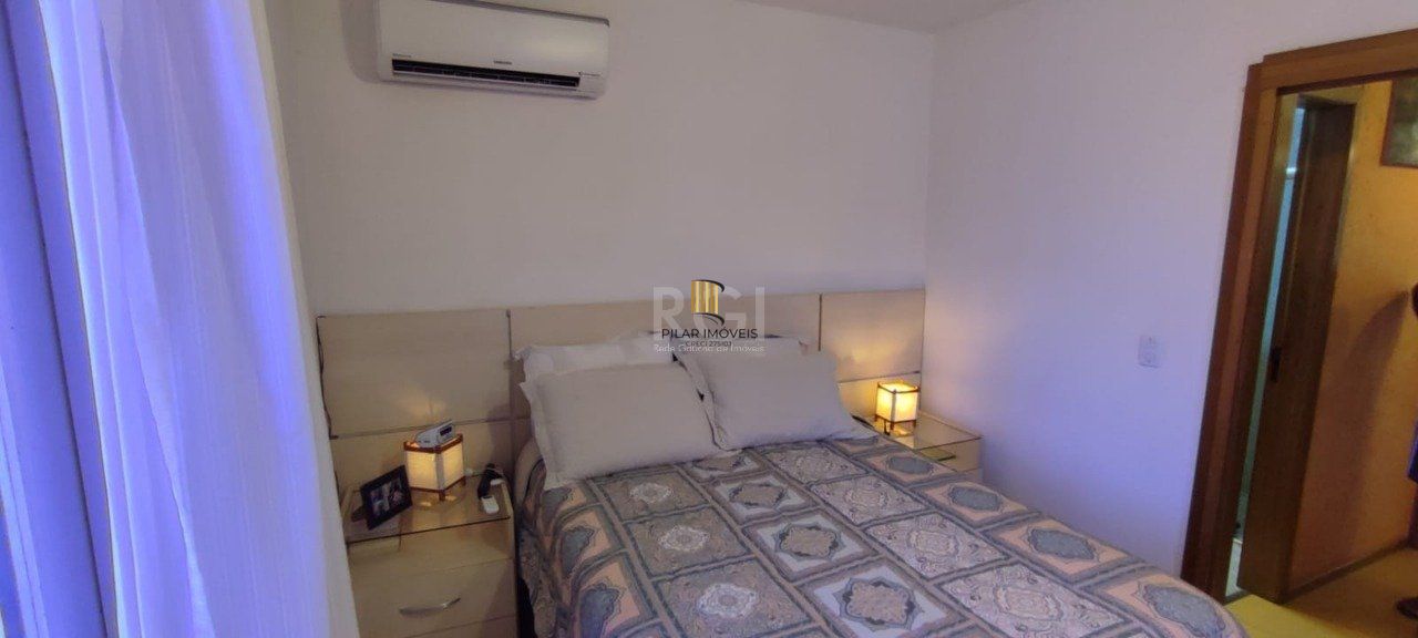 Casa 2 dormitórios no bairro Hípica