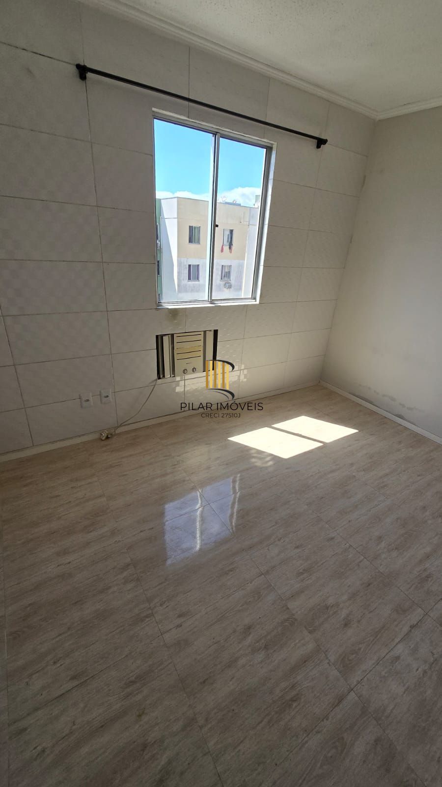 Apartamento na Restinga - 2 Dormitórios