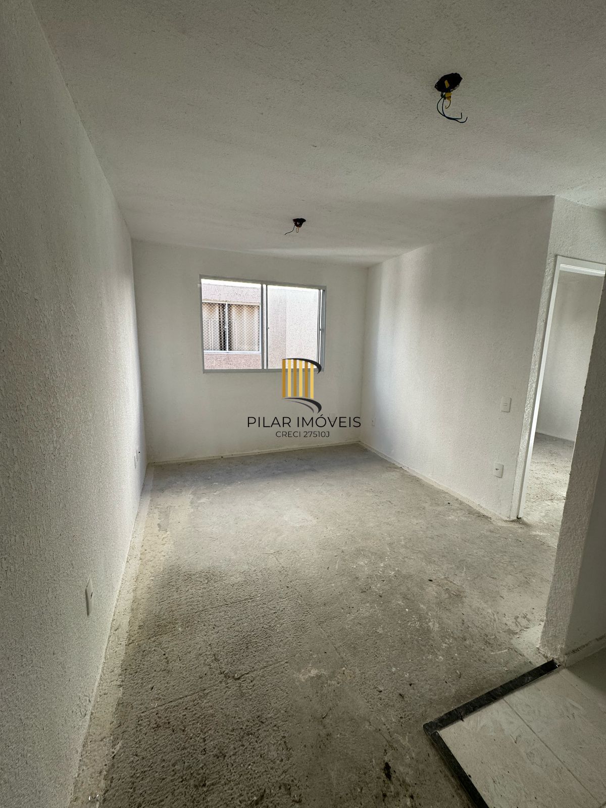 Apartamento no bairro Ipanema reformado - 2 dormitórios