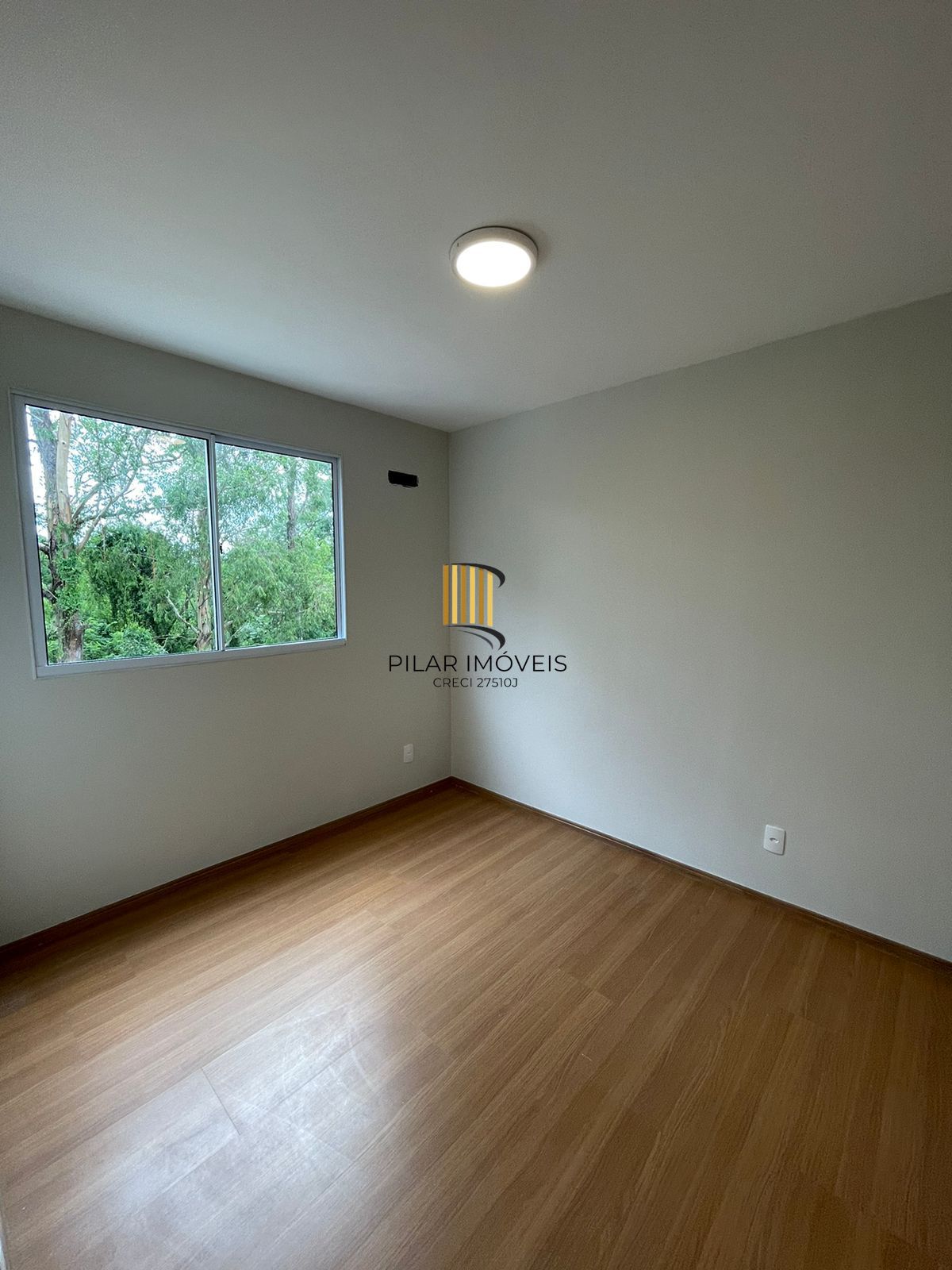 Apartamento 2 dormitórios- Restinga