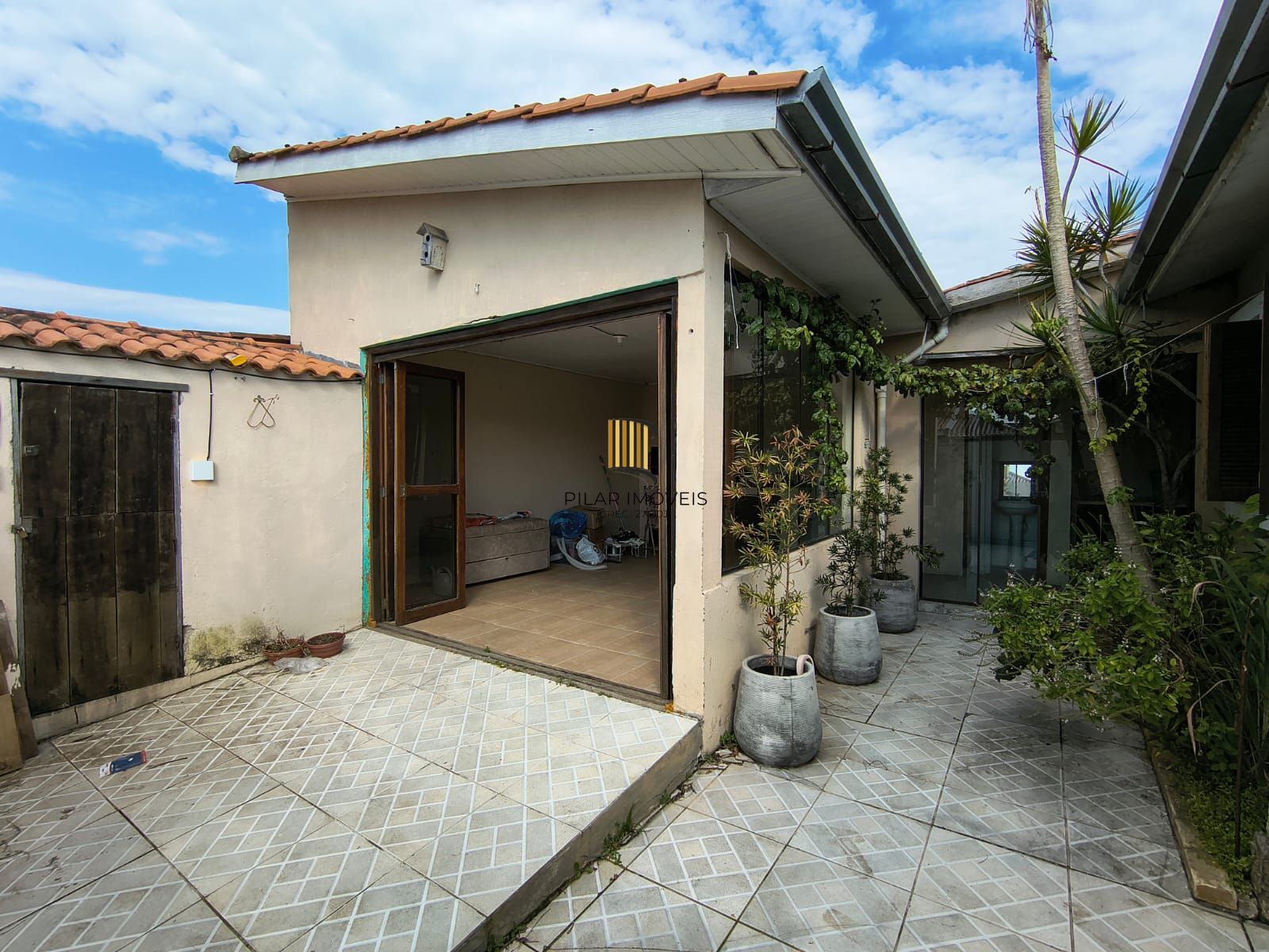 Casa de 2 dormitórios na Hípica