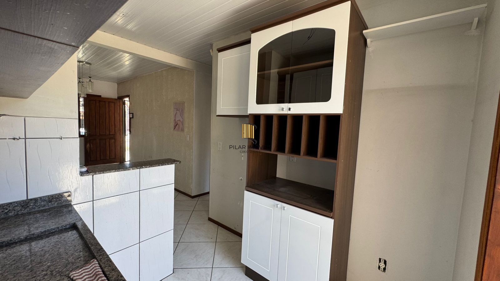 Casa semi mobiliada de 3 dormitorios no Loteamento Moradas do Sul, Bairro Hipica