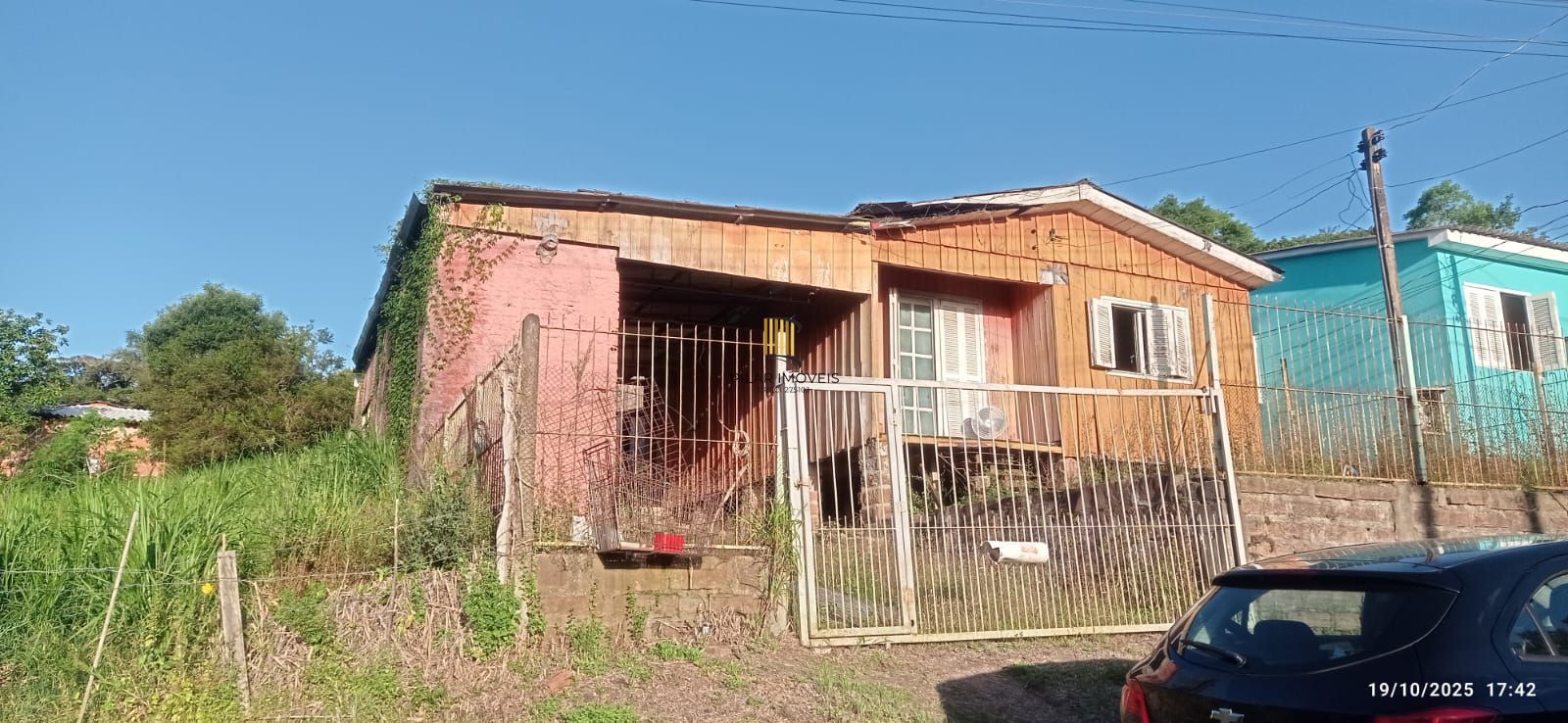 Casa no bairro Pitinga - 3 dormitórios - 2 banheiros