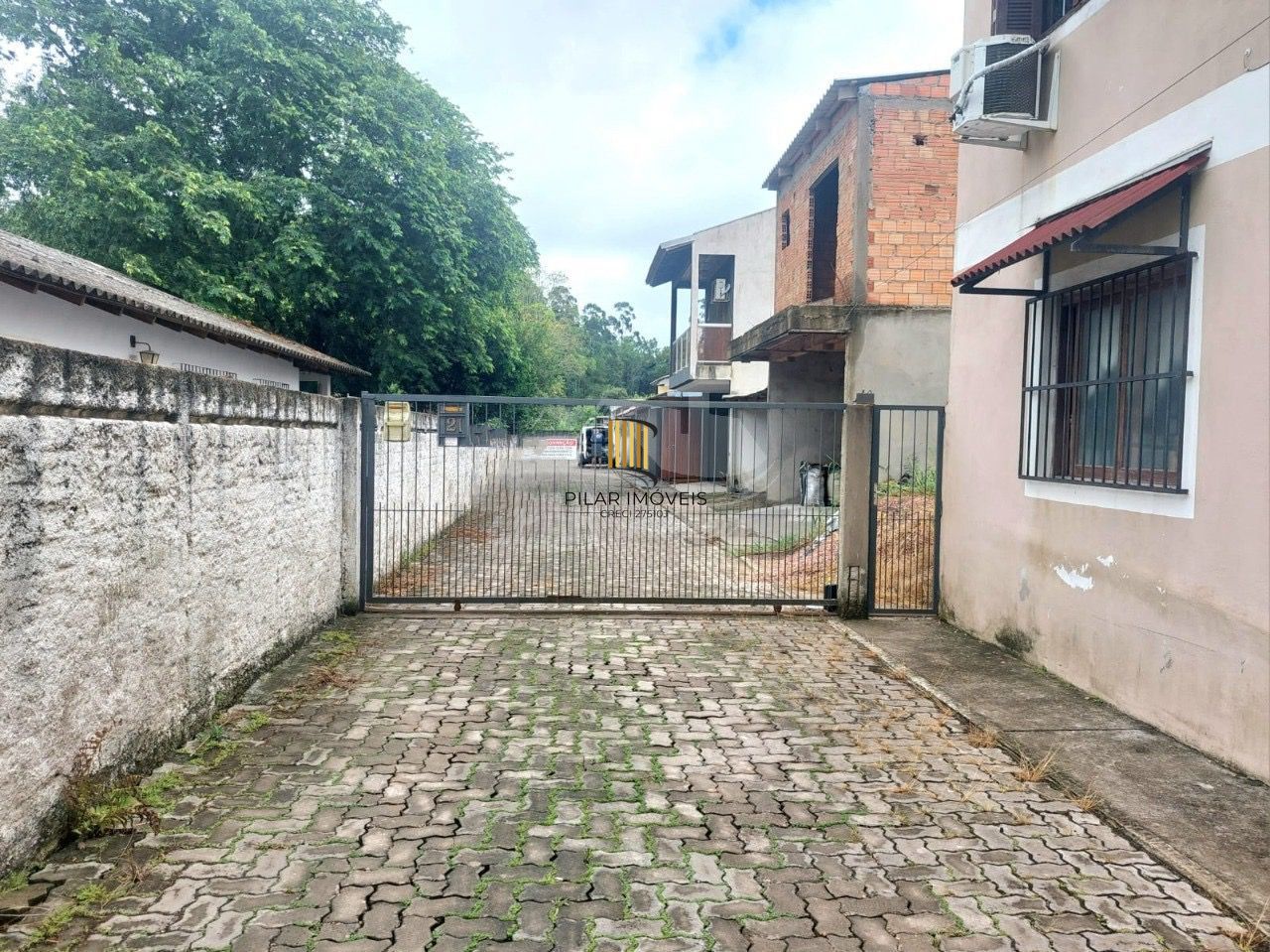 Casa de 1 Dormitório- Ponta Grossa - Pilar Imóveis