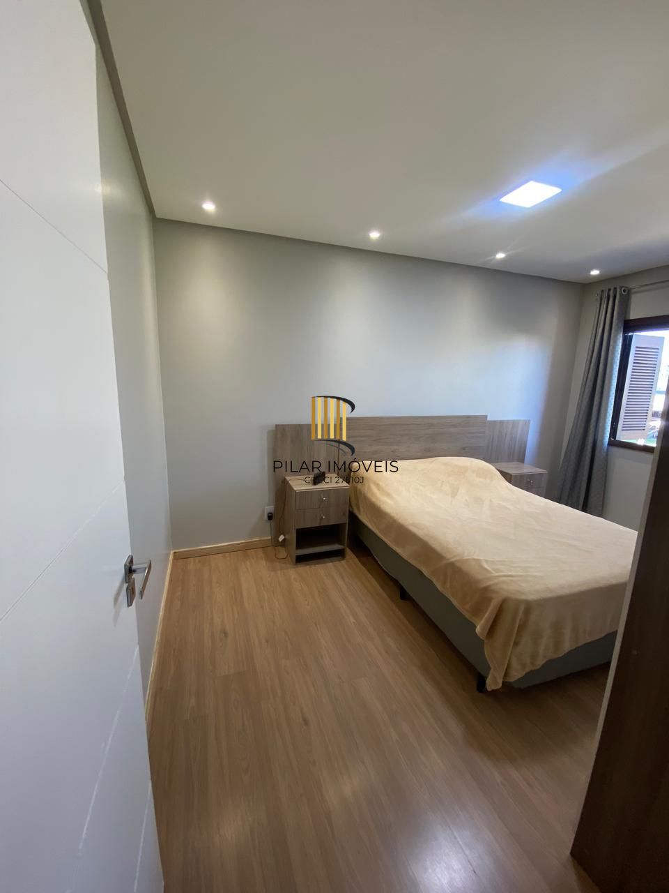 Casa de 3 Pavimentos no Bairro Aberta dos Morros