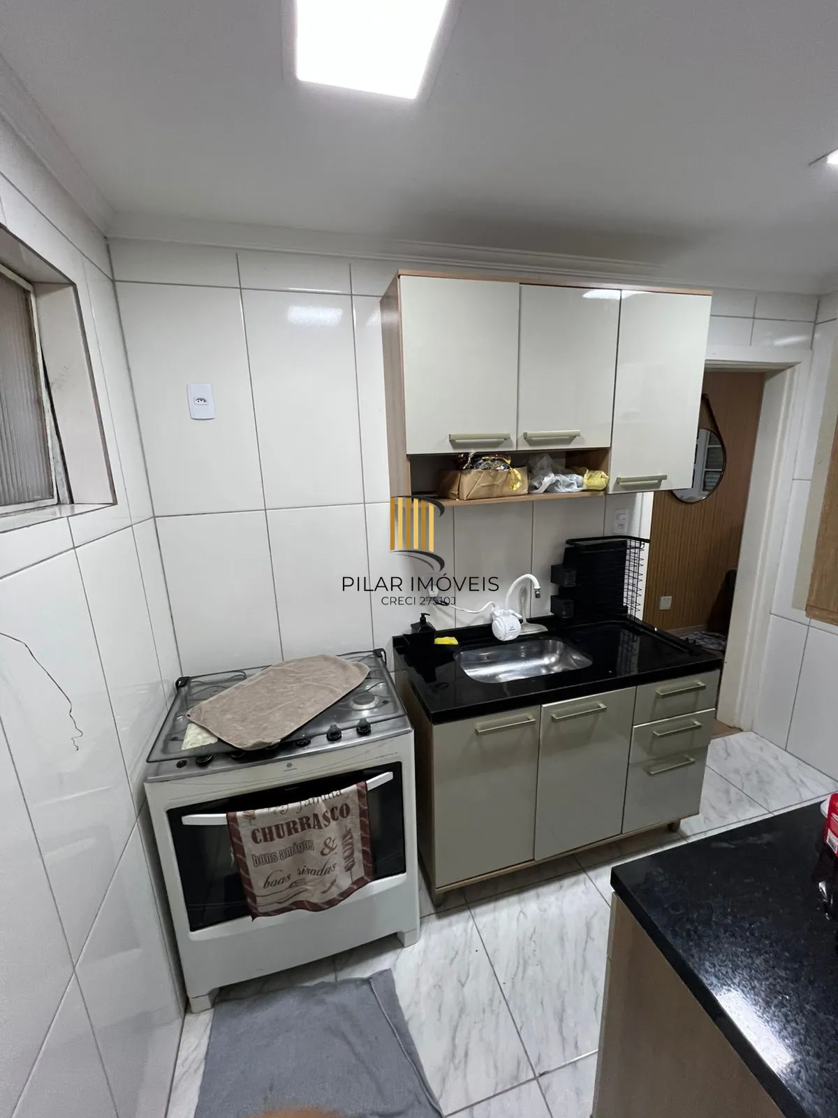 Lindo Apartamento Localizado no Bairro restinga de 2 dormitórios