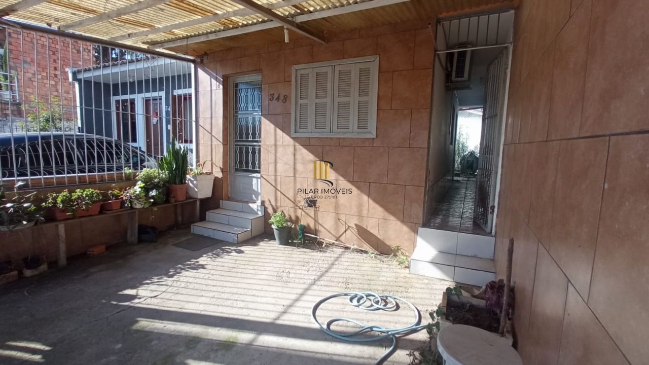 Sobrado 3 dormitórios no bairro Hípica