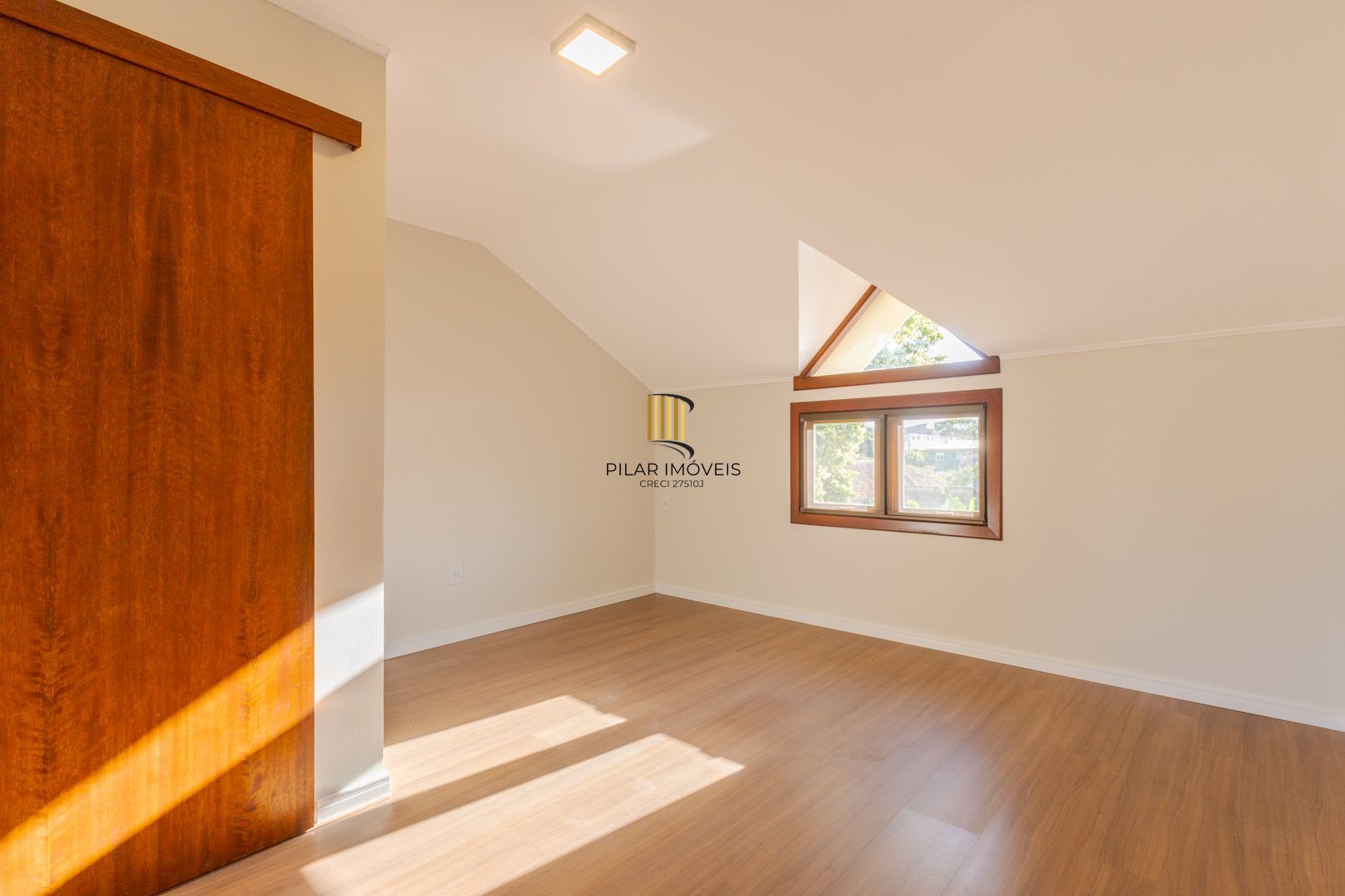 Excelente casa 3 dormitórios Bairro Tristeza