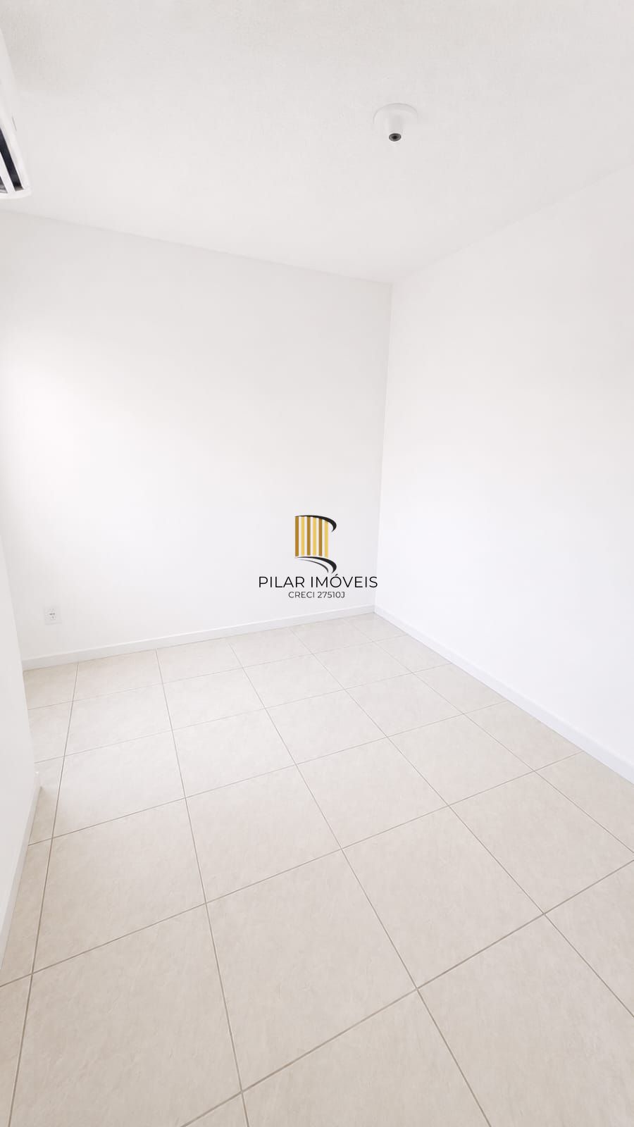 Apartamento térreo no bairro Restinga - 2 dormitórios - 1 vaga - FINANCIÁVEL