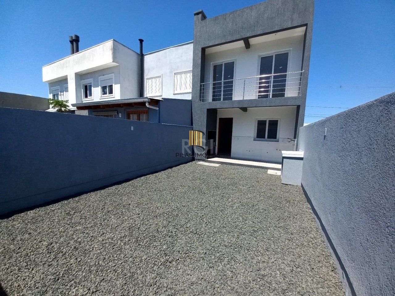 Sobrado no Bairro Aberta dos Morros - 3 Dormitórios