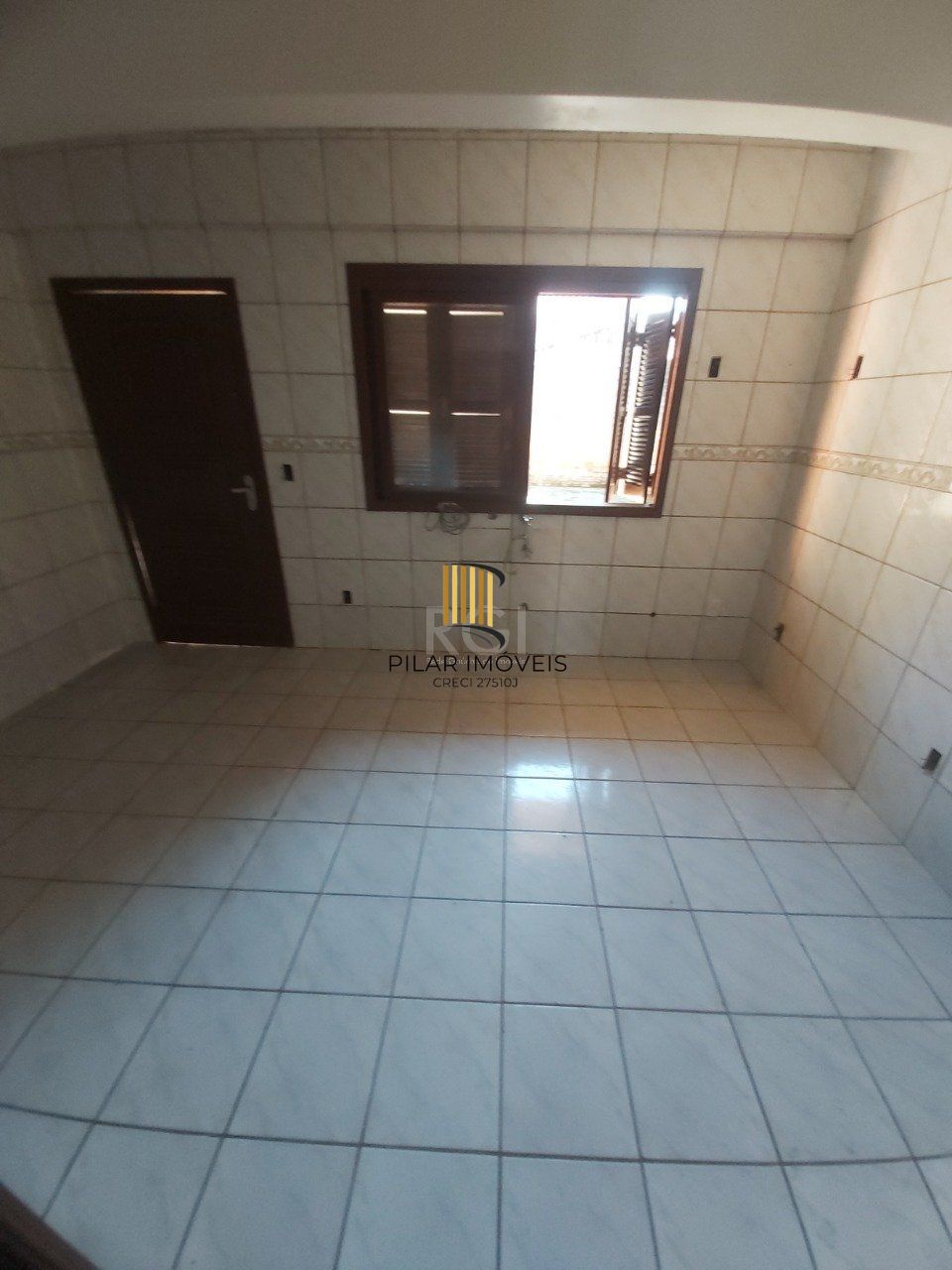 Casa no bairro Hípica - 3 dormitórios