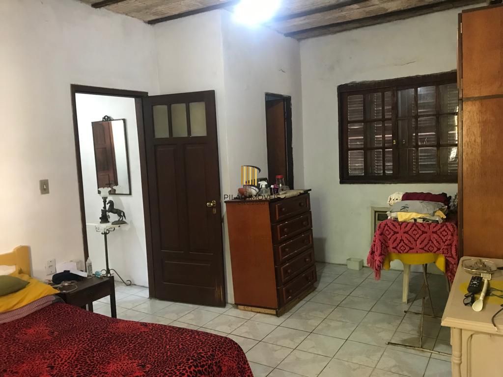 Casa no bairro Vila Nova - 4 dormitórios