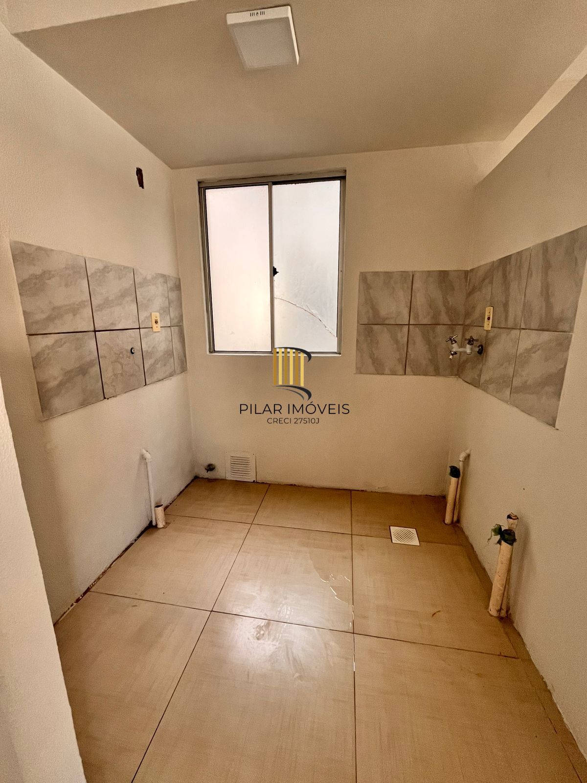 Apartamento no bairro Restinga - 2 dormitórios