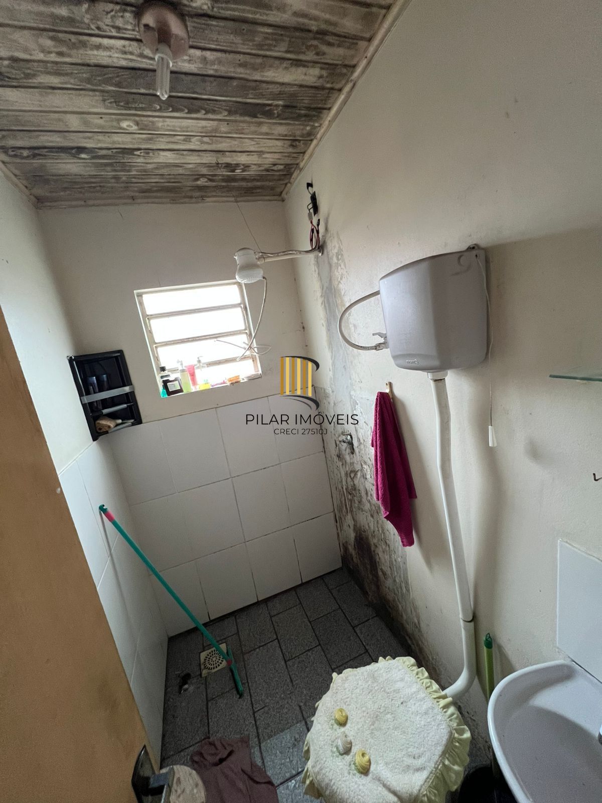 Casa de 2 dormitórios em condominio bairro Agronomia