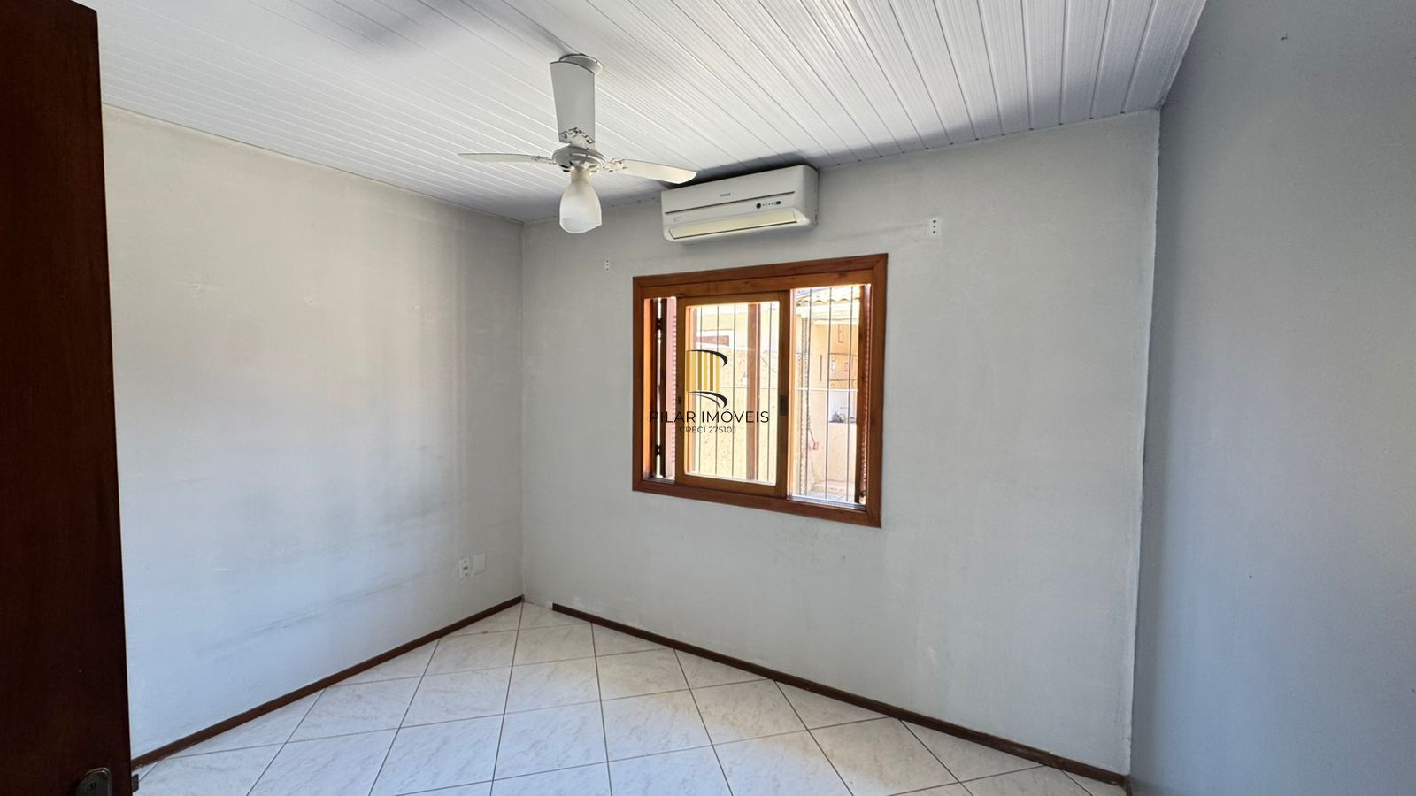 Casa semi mobiliada de 3 dormitorios no Loteamento Moradas do Sul, Bairro Hipica