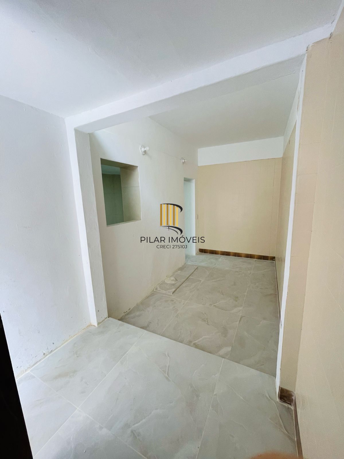 Apartamento Bairro centro- 3 dormitórios ,Sendo 1 suíte.