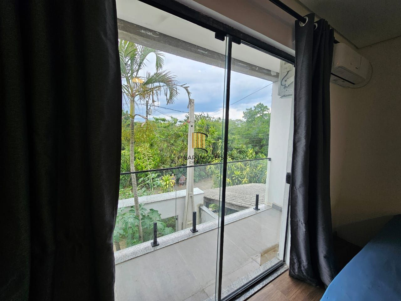 Casa no bairro Restinga 3 dormitórios | 1 suíte