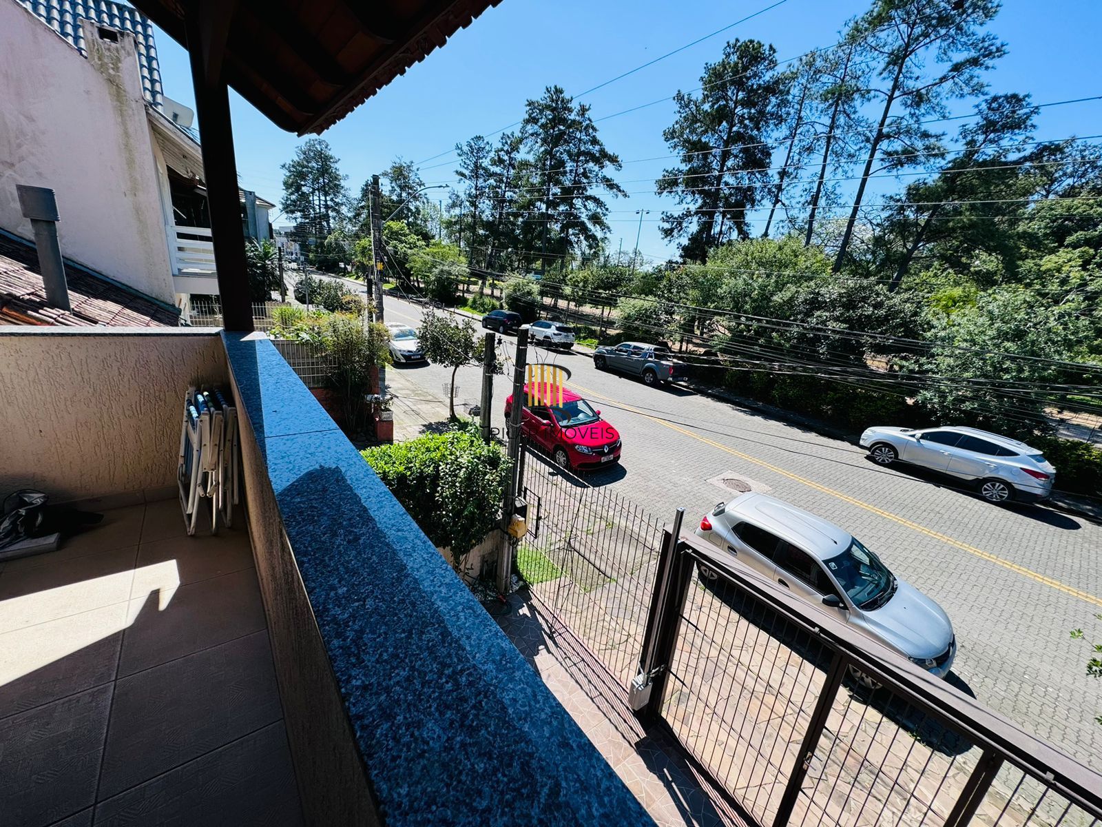 Casa no bairro Hípica - 3 dormitórios