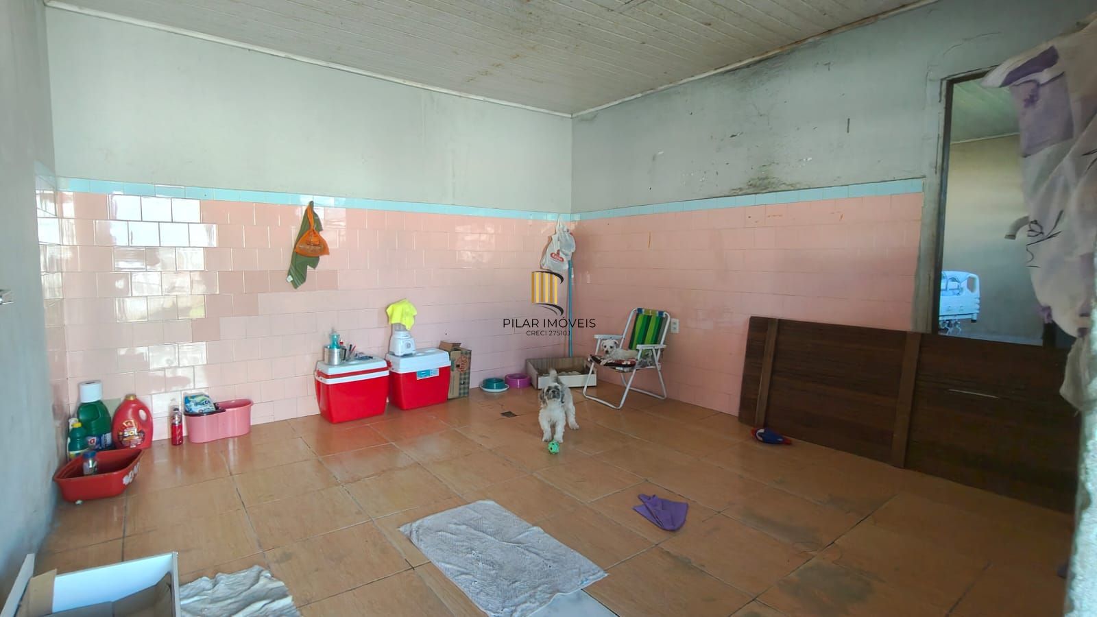 Casa com Terreno Grande com ótima Localização