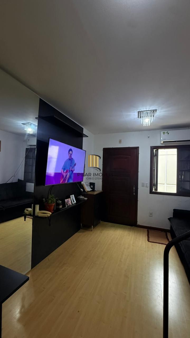 Casa em condomínio fechado na Vila Nova