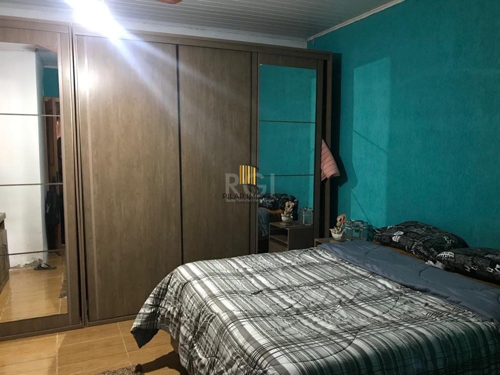 Casa no Bairro Restinga - 3 Dormitórios