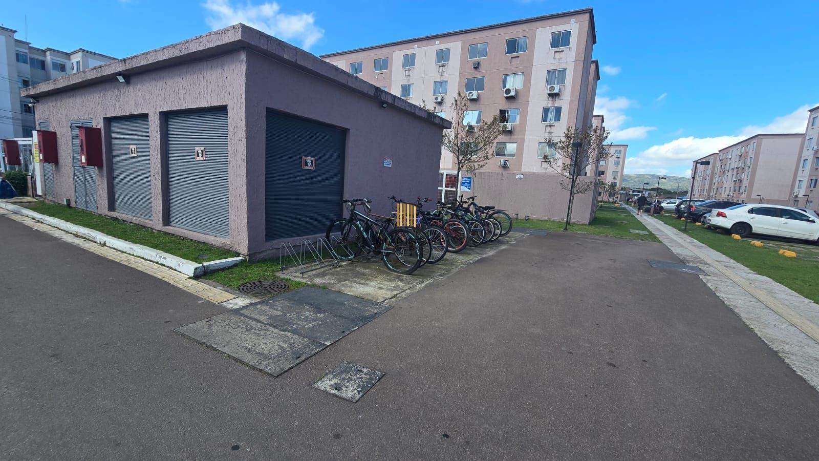 Apartamento no bairro Hípica - 2 dormitórios - 1 vaga