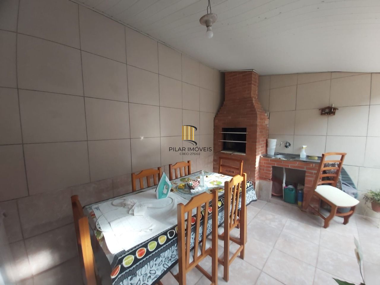 Casa 1 dormitório no bairro Hípica