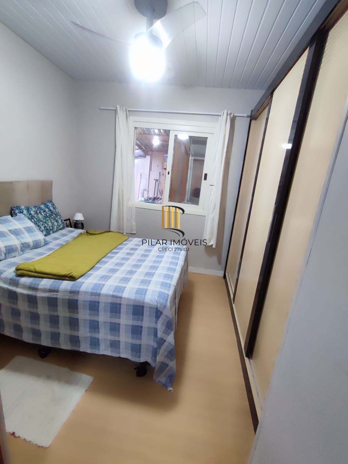 Casa no bairro Hípica - 2 dormitórios