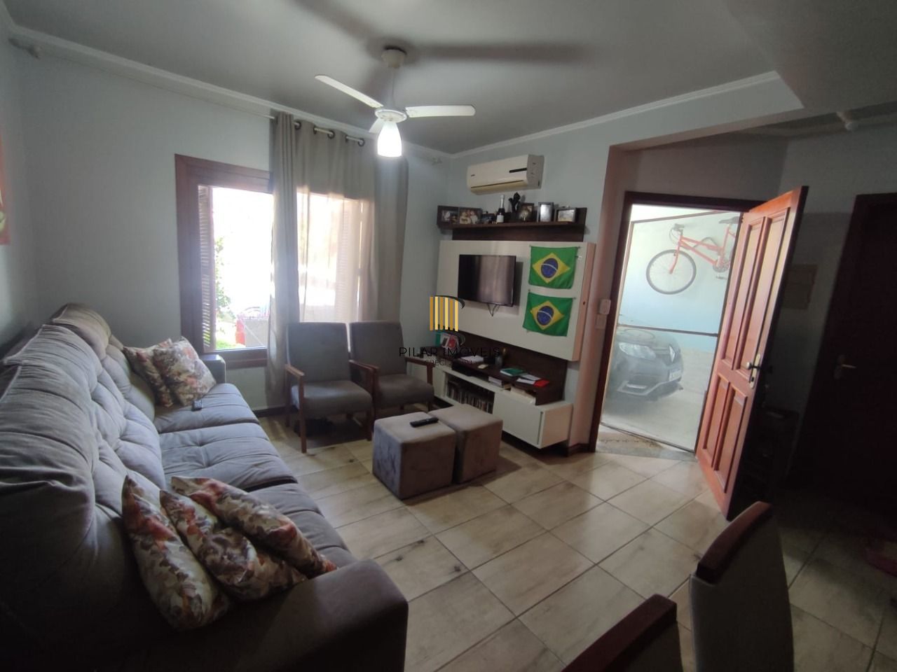 Casa em condomínio no bairro Guarujá
