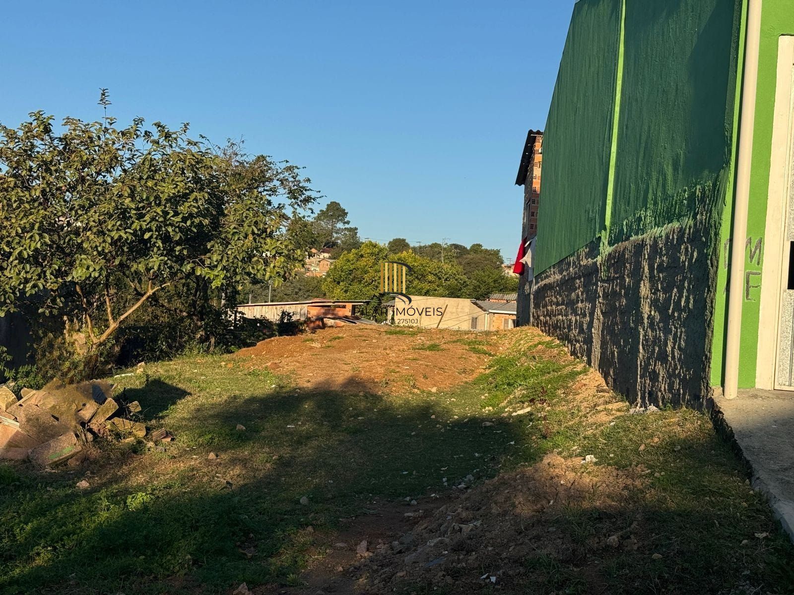 Terreno a venda no bairro Lomba do Pinheiro