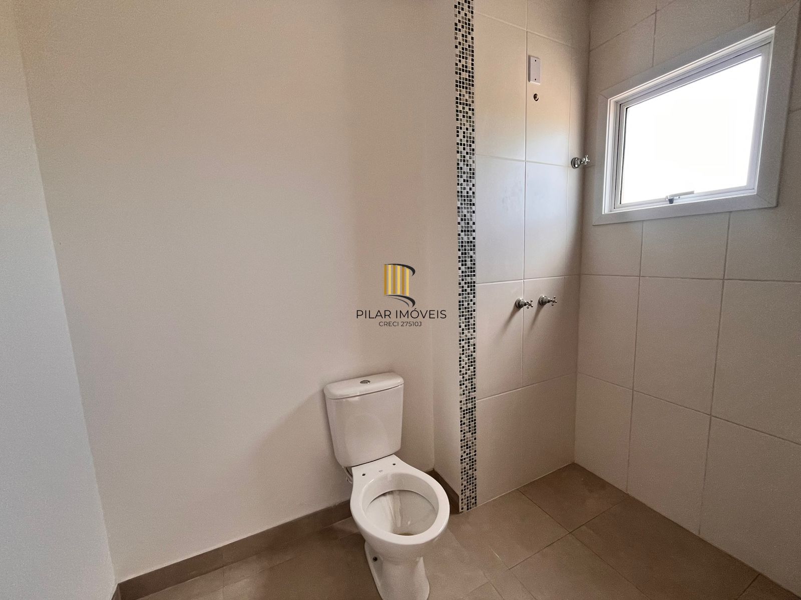 Casa no Bairro Aberta dos Morros - 3 Dormitórios Sendo 1 Suíte