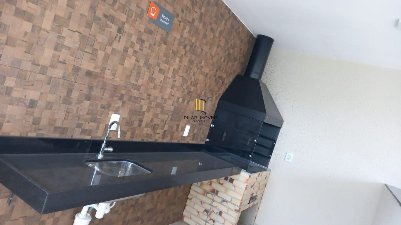 Apartamento com 2 dormitórios- Restinga