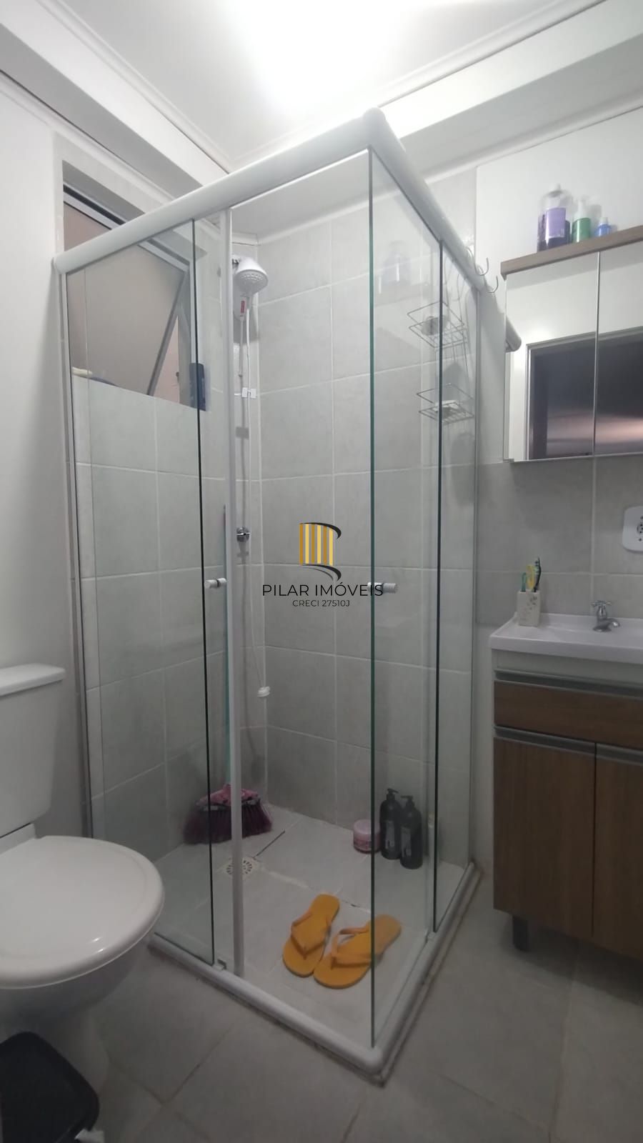 Apartamento de 2 dormitorios no bairro Campo Novo