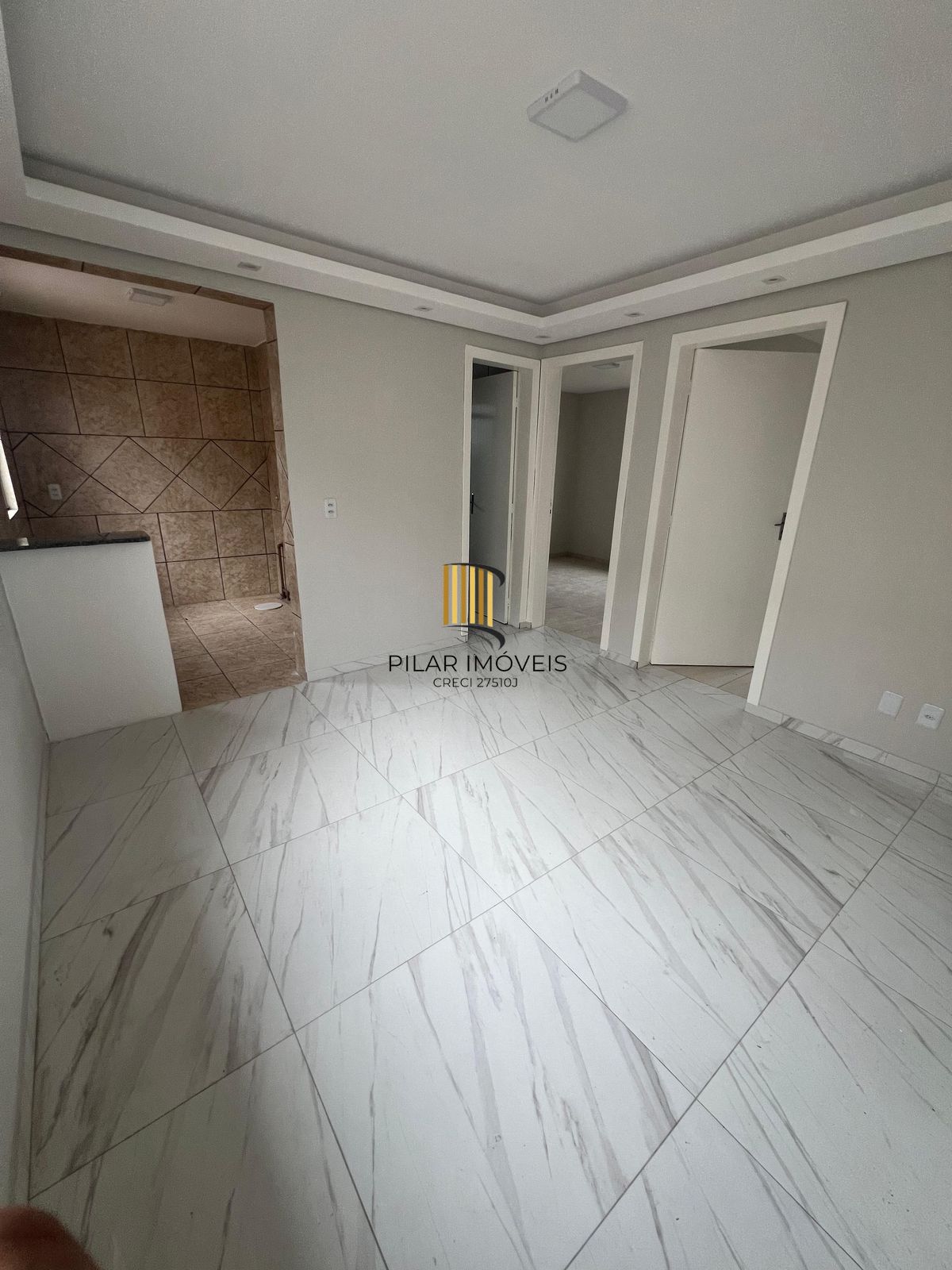 Apartamento no bairro Restinga - 2 dormitórios - Condomínio Villa Liane
