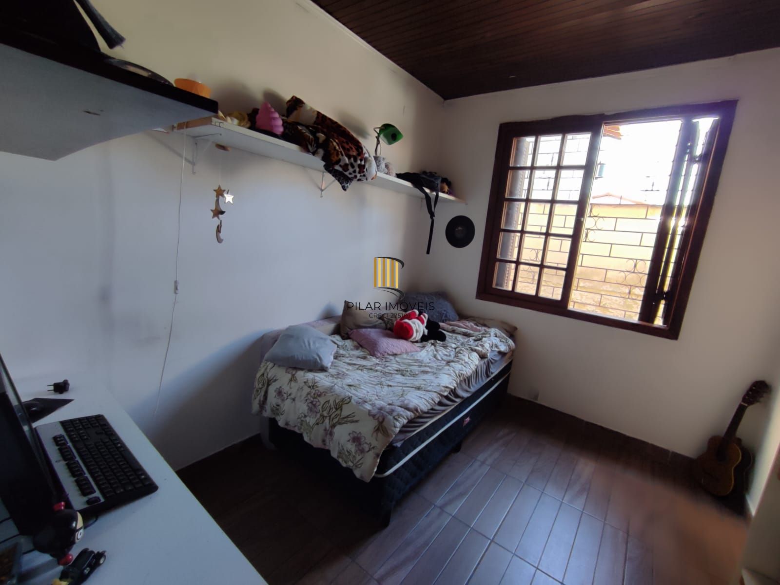 CASA NO BAIRRO IPANEMA  3 DORMITÓRIOS