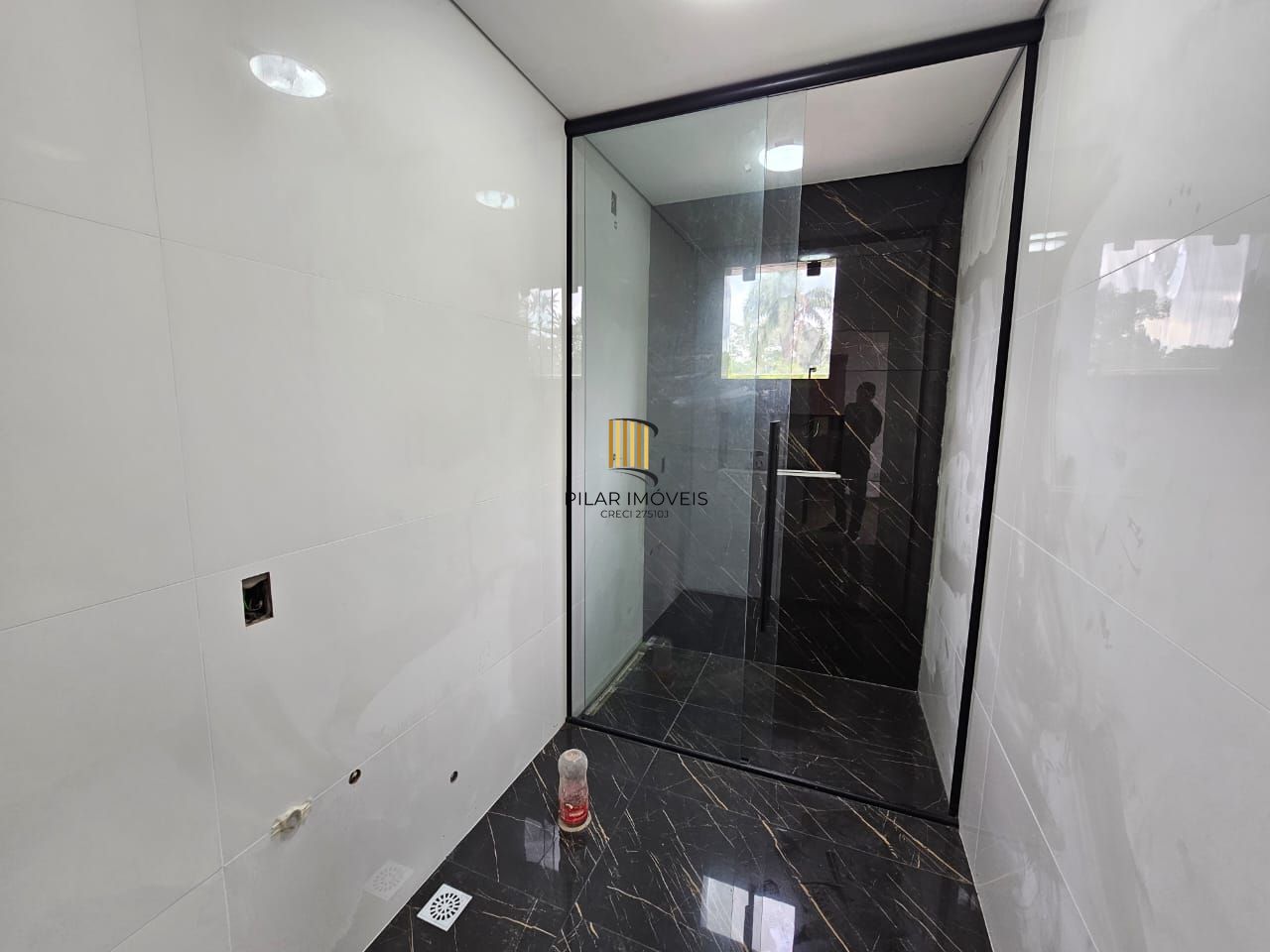 Casa no bairro Restinga 3 dormitórios | 1 suíte