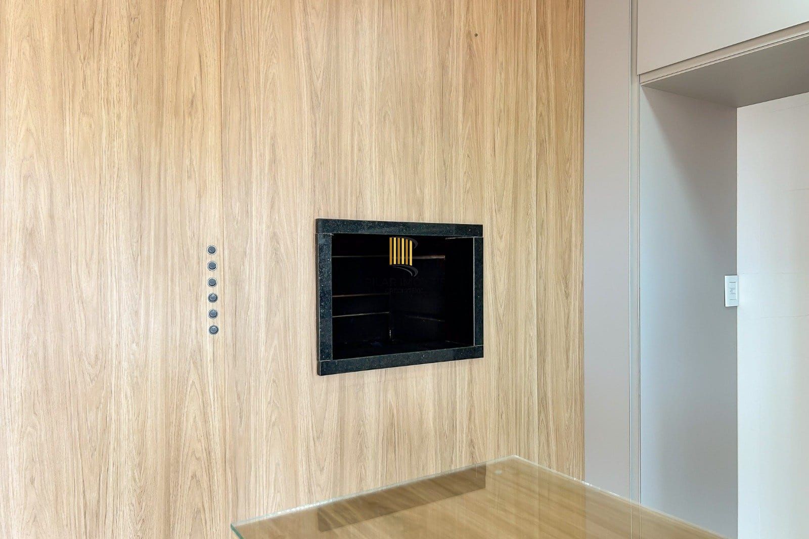 Apartamento no bairro Ipanema, 3 dormitórios - 1 suíte - 2 vagas