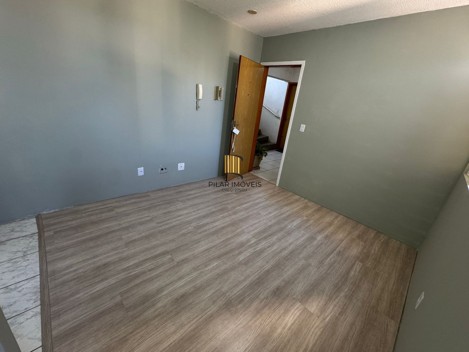 Apartamento o bairro Restinga - 2 dormitórios