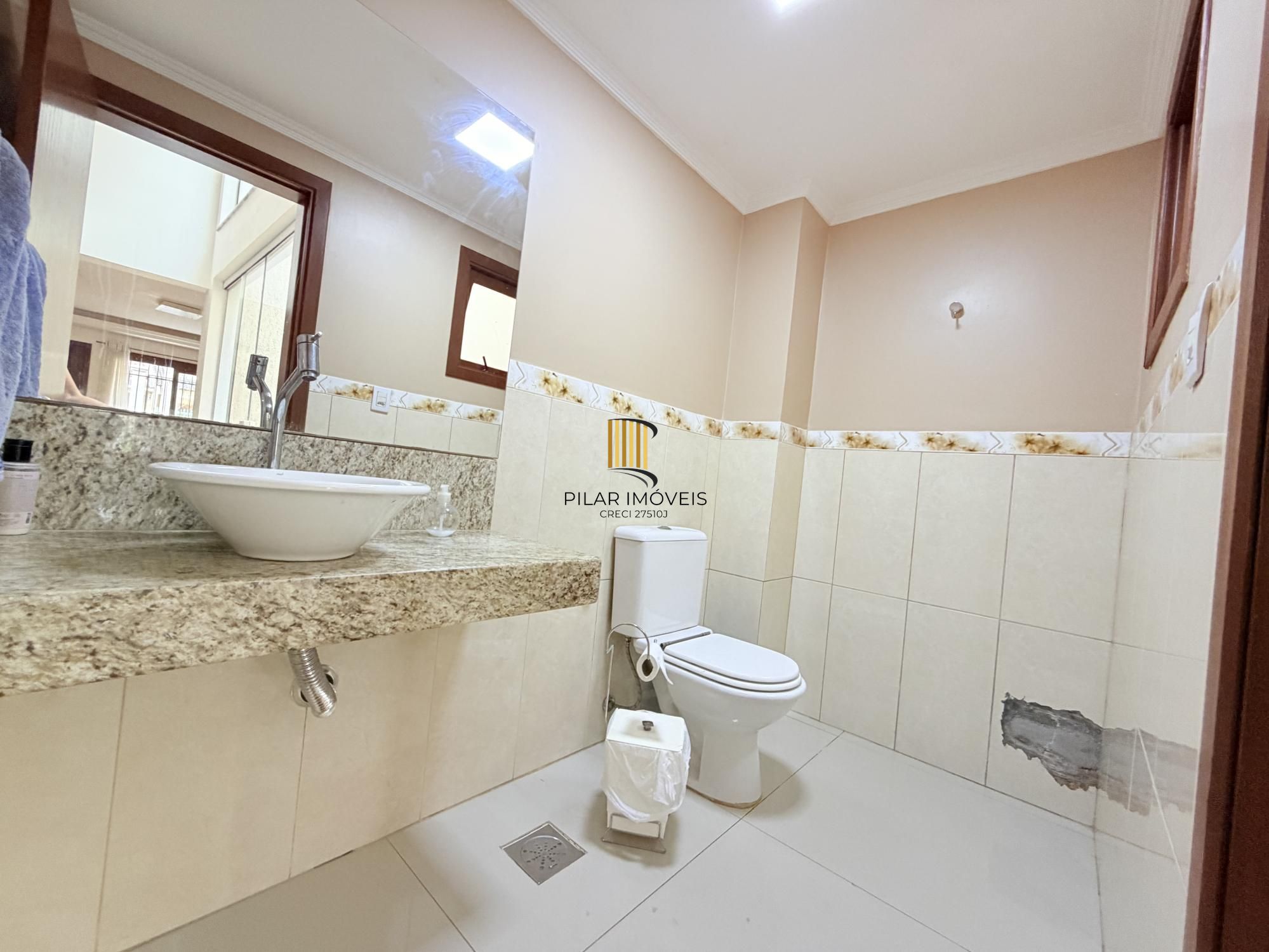 Casa de 2 dormitórios na hípica