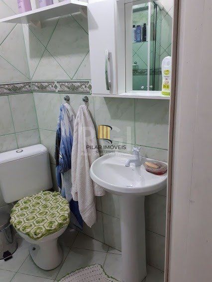 Casa com 4 dormitórios no bairro Vila Nova