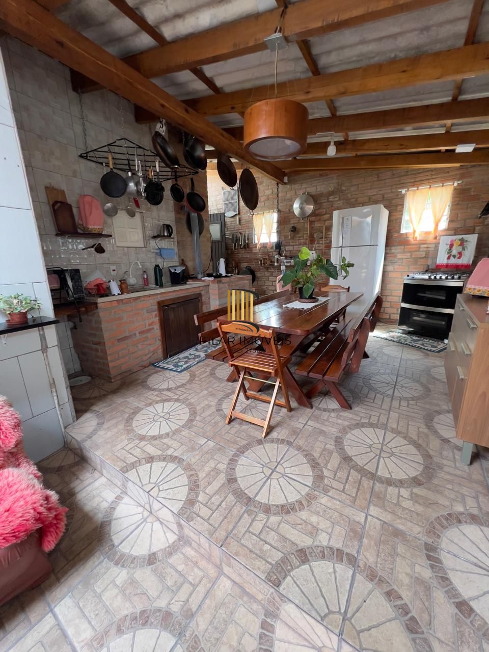 Ampla casa no Bairro Restinga 4 Dormitórios sendo um suíte