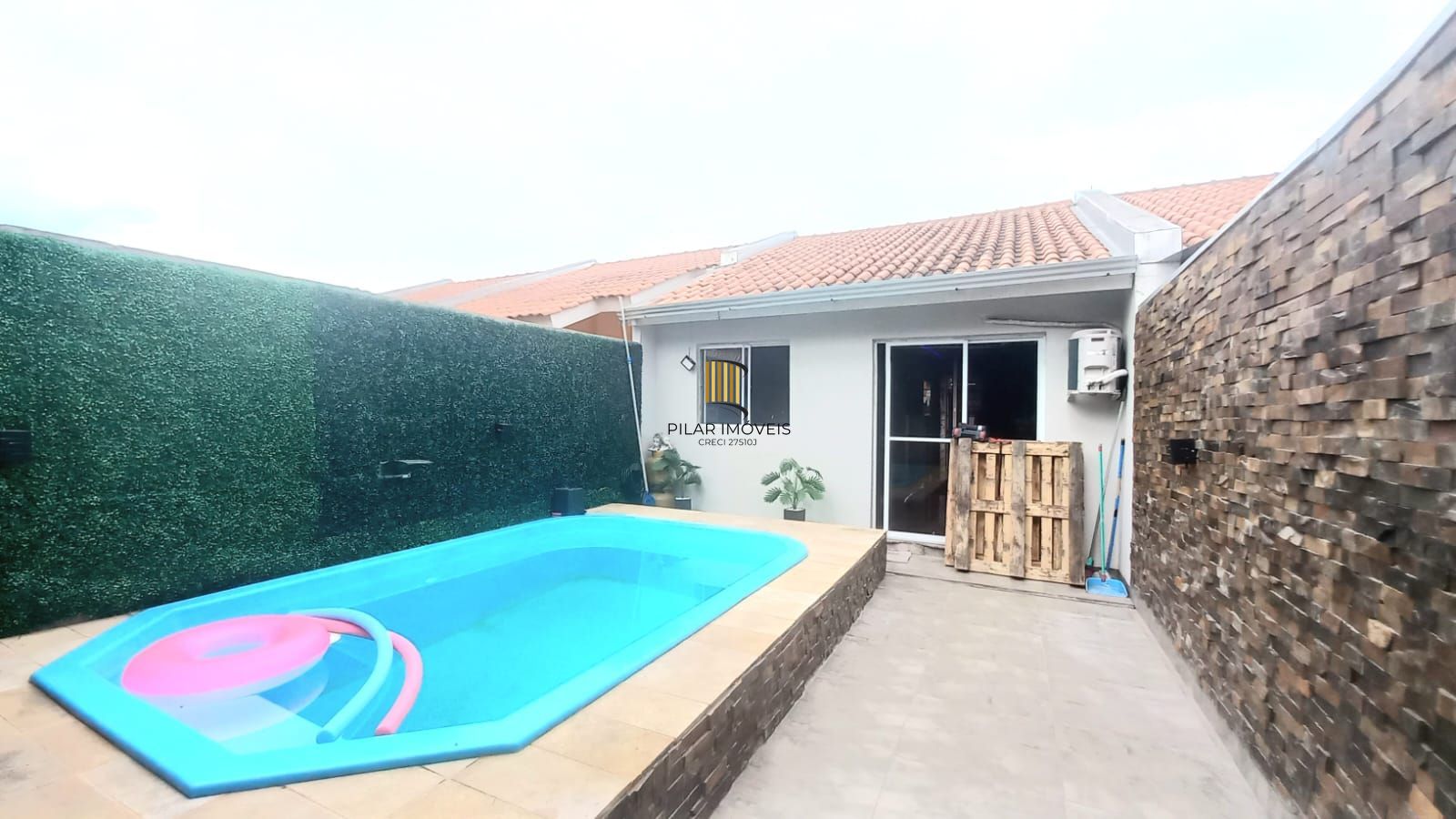 Casa no bairro Restinga - 2 dormitórios