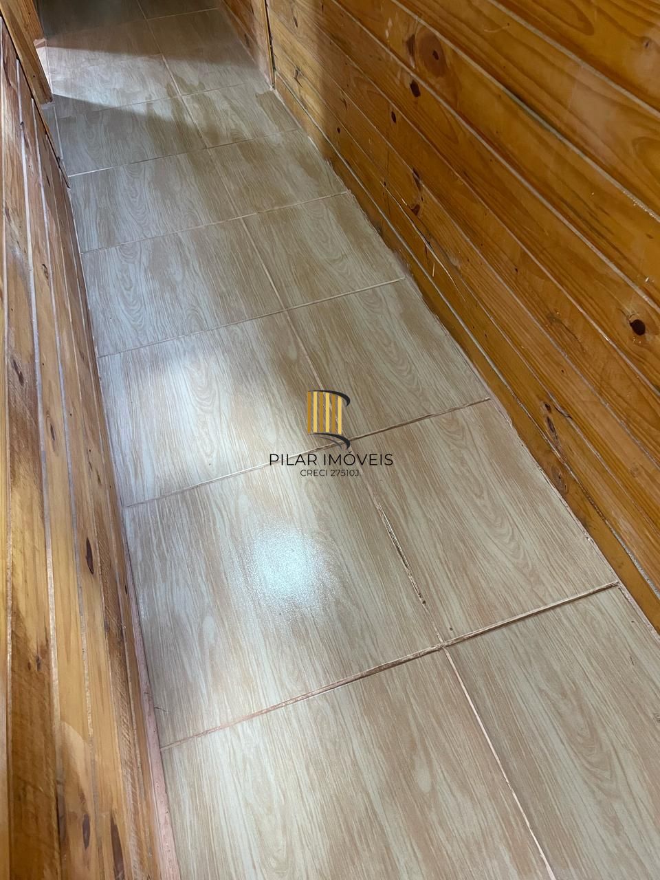 Casa com 2 Dormitórios  em Belém Novo